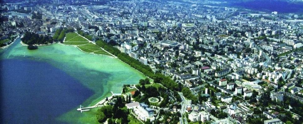 Studio Moderne, Place Parking Prive, Emplacement Ideal A 100 M Du Lac. Annecy Buitenkant foto