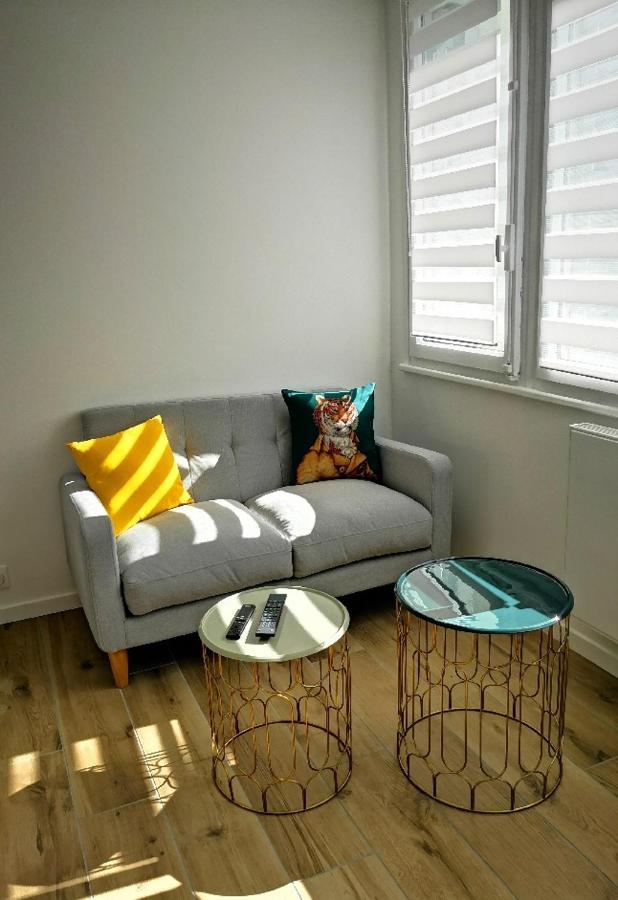Studio Moderne, Place Parking Prive, Emplacement Ideal A 100 M Du Lac. Annecy Buitenkant foto
